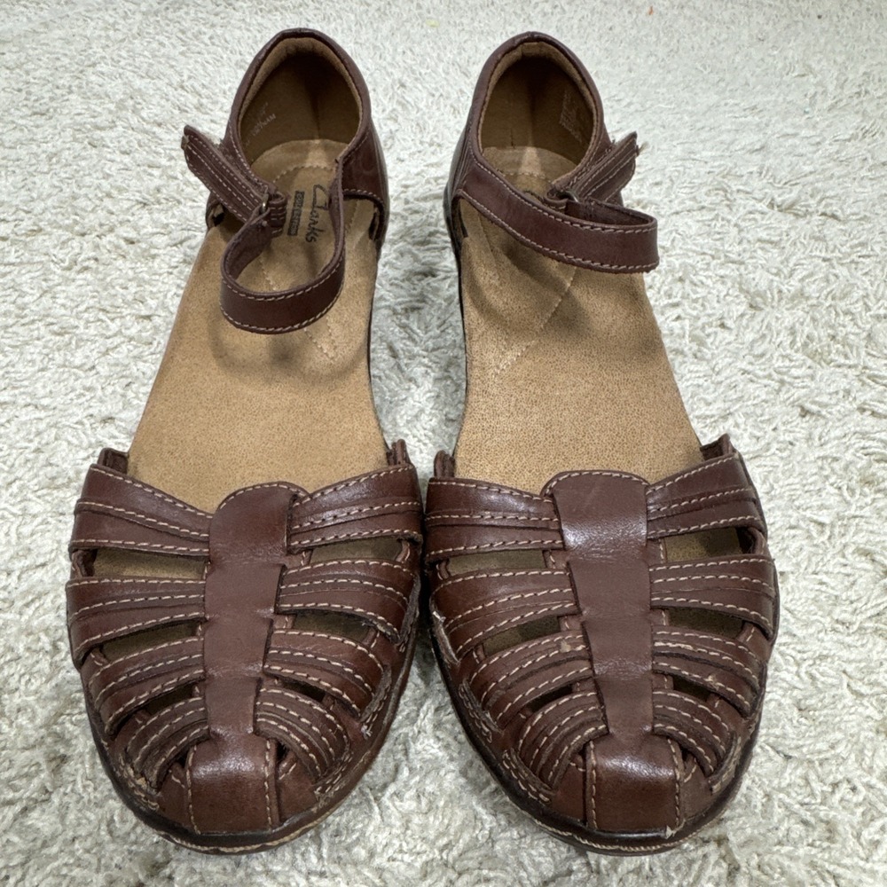 Clarks Wendy River Brown Leather Closed Toe‎ Comfort Shoes Womens 9M Wedge Work